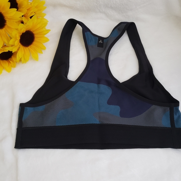 🆕️  Ultracor Terrain Sports Bra - Picture 6 of 8